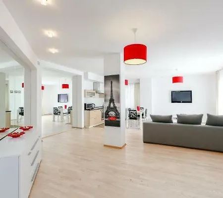 Golden Square Galileo Apartment Minsk